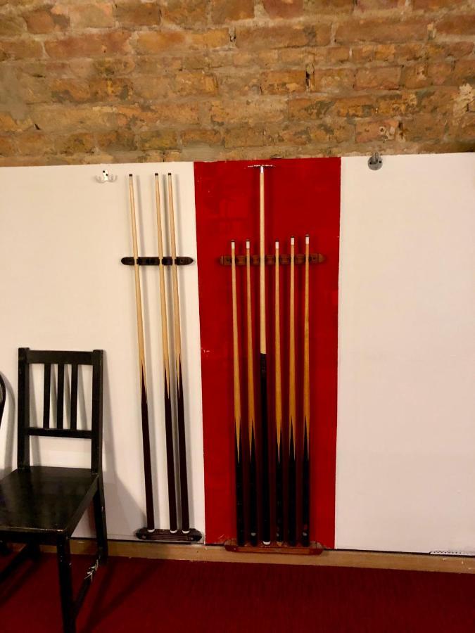 Whole Basement Former Pub For Stag Do, Bachelor House Party Flat Budapest Luaran gambar