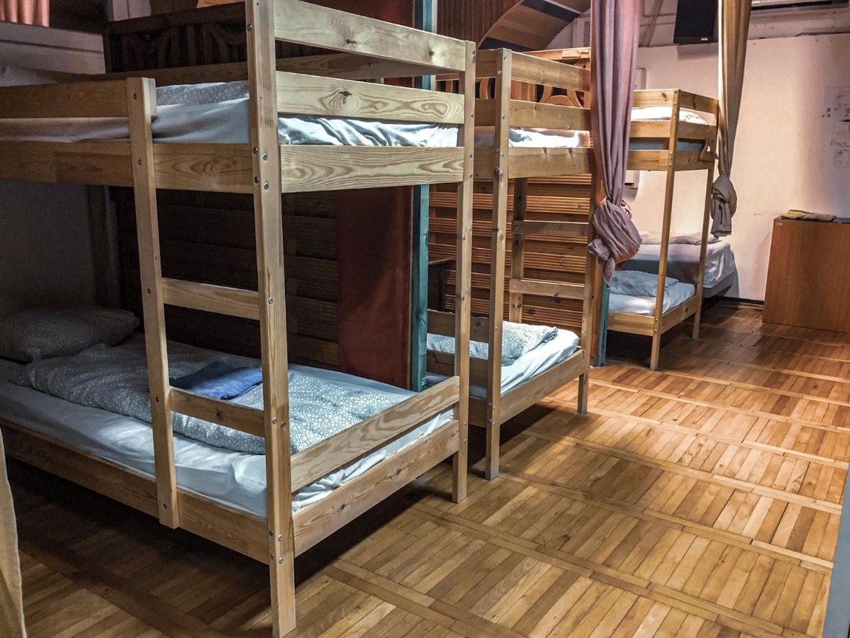 Whole Basement Former Pub For Stag Do, Bachelor House Party Flat Budapest Luaran gambar