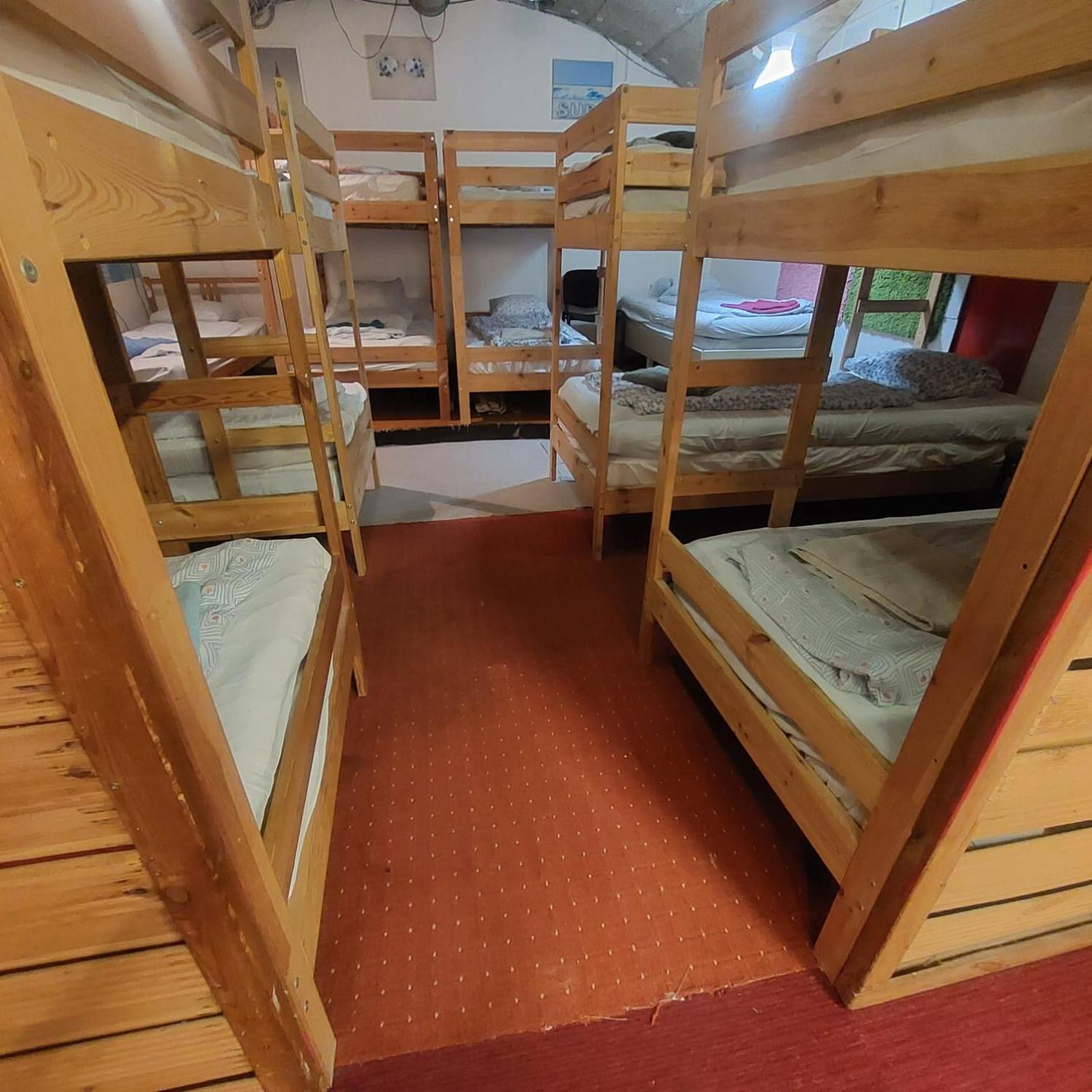 Whole Basement Former Pub For Stag Do, Bachelor House Party Flat Budapest Luaran gambar